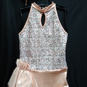 Dance one piece costume.